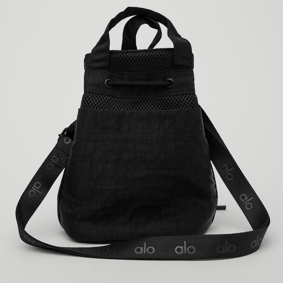 ALO Yoga Crossbody - Picture 13 of 15
